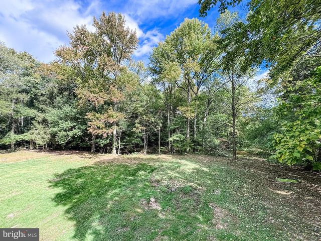 2427 GRUBB RD, Wilmington, DE 19810