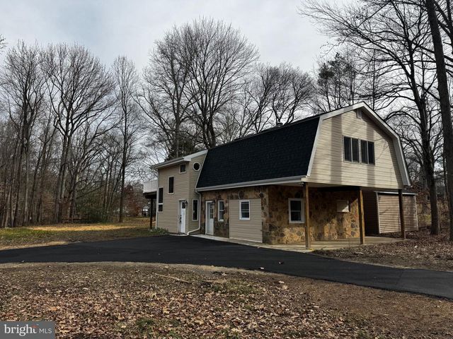 2427 GRUBB RD, Wilmington, DE 19810