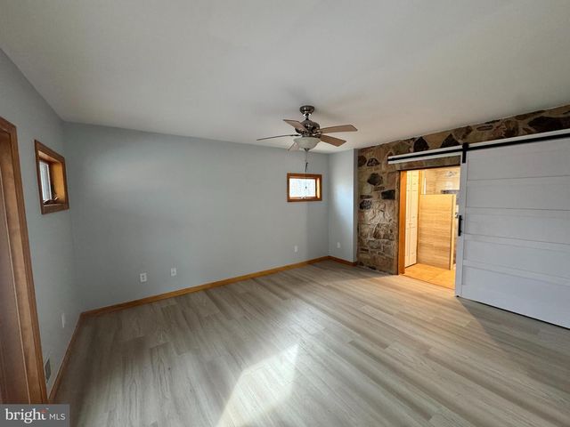 2427 GRUBB RD, Wilmington, DE 19810