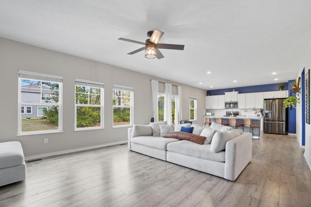 244 Carrowmoore Drive, Pickerington, OH 43147