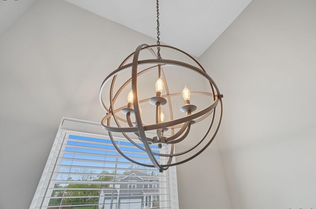 244 Carrowmoore Drive, Pickerington, OH 43147