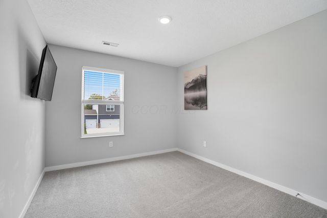 244 Carrowmoore Drive, Pickerington, OH 43147