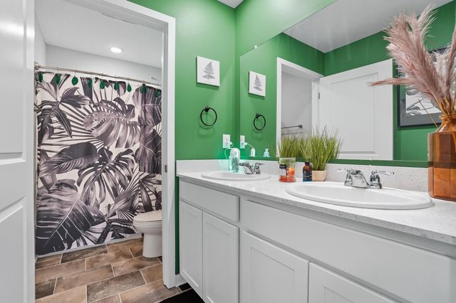 244 Carrowmoore Drive, Pickerington, OH 43147