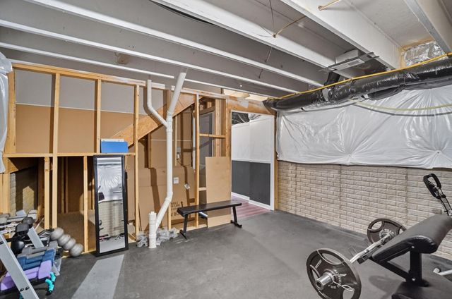 244 Carrowmoore Drive, Pickerington, OH 43147