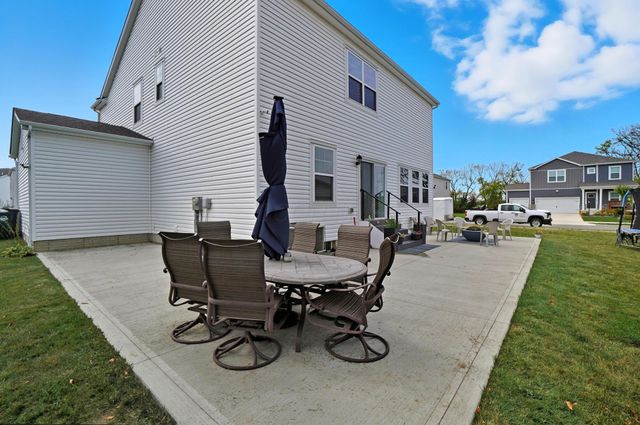 244 Carrowmoore Drive, Pickerington, OH 43147