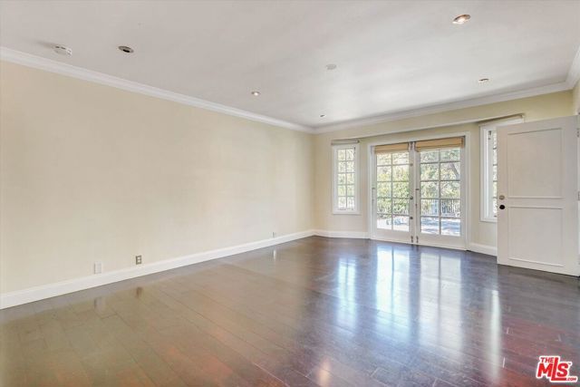 2200 Outpost Drive, Los Angeles, CA 90068