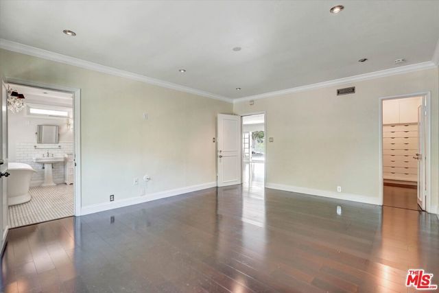 2200 Outpost Drive, Los Angeles, CA 90068