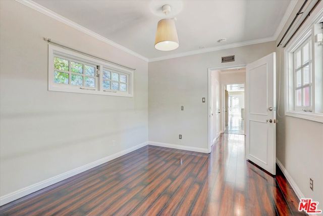 2200 Outpost Drive, Los Angeles, CA 90068