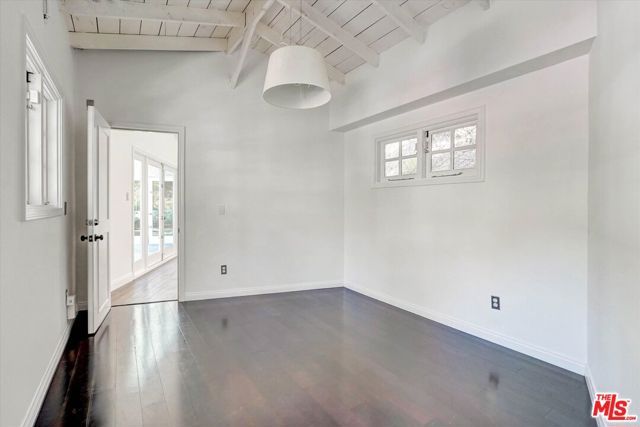 2200 Outpost Drive, Los Angeles, CA 90068