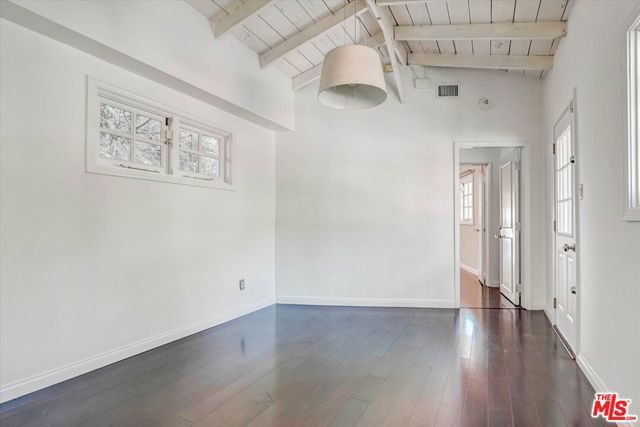 2200 Outpost Drive, Los Angeles, CA 90068