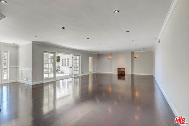 2200 Outpost Drive, Los Angeles, CA 90068