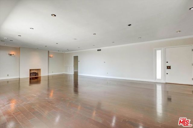 2200 Outpost Drive, Los Angeles, CA 90068