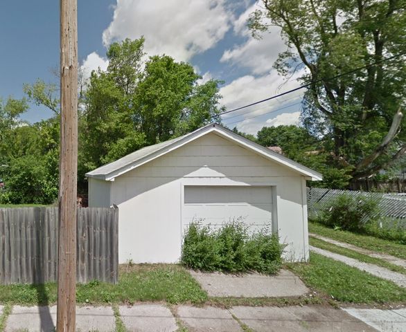 1601 E 22nd Street, Des Moines, IA 50317