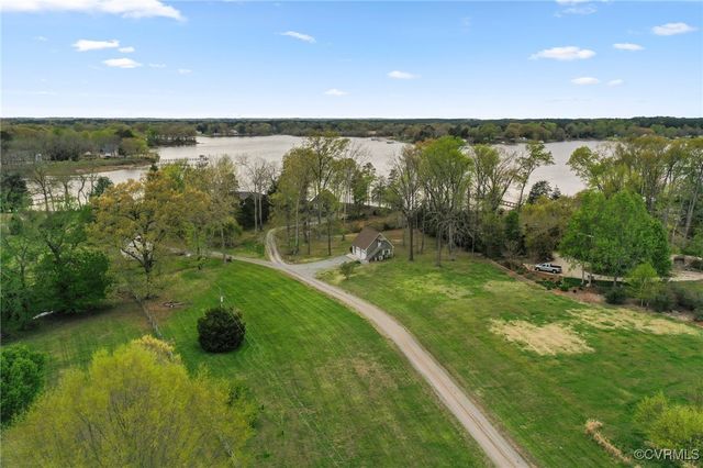 167 Grandview Landing, Coles Point, VA 22469