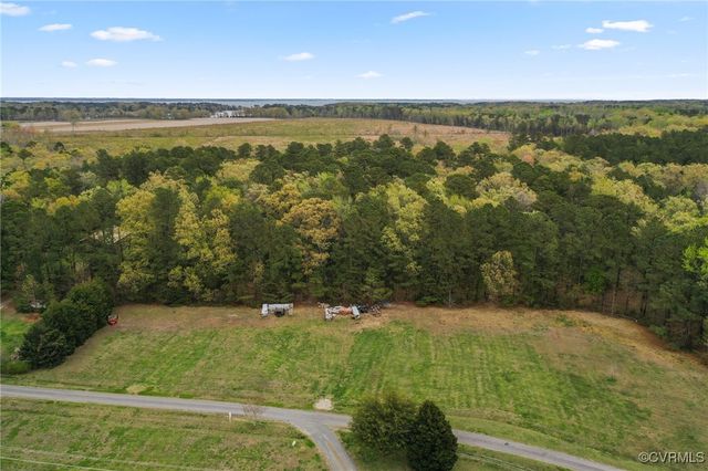 167 Grandview Landing, Coles Point, VA 22469