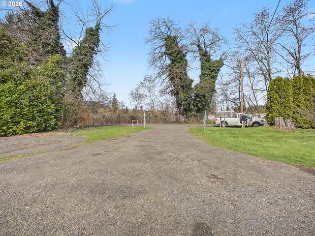 28380 Se SPRING St, Boring, OR 97009