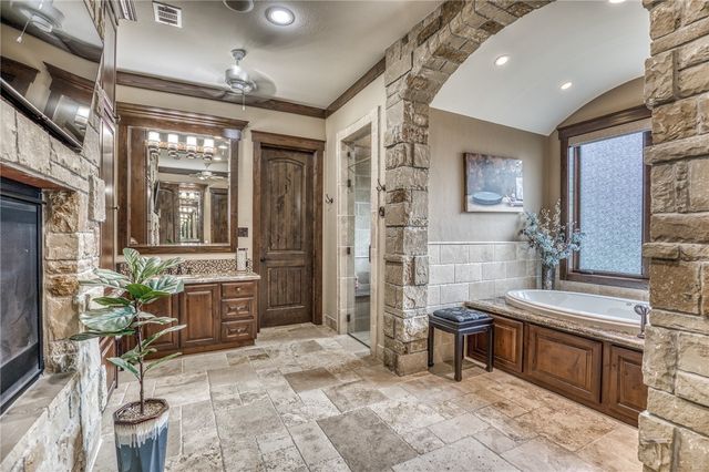 1851 Deer Park Drive, College Station, TX 77845