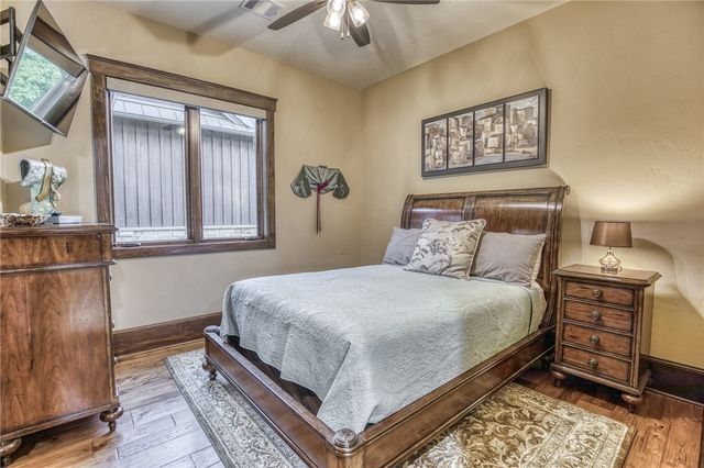 1851 Deer Park Drive, College Station, TX 77845