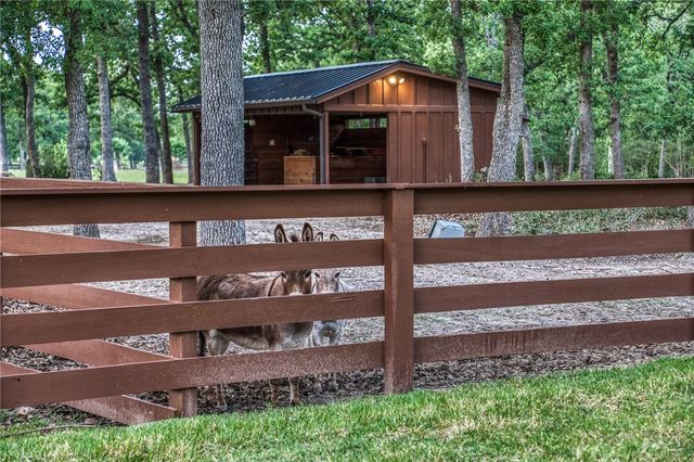 1851 Deer Park Drive, College Station, TX 77845