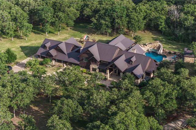 1851 Deer Park Drive, College Station, TX 77845