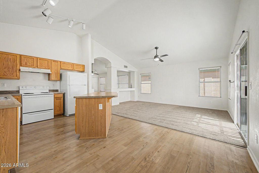 3039 W MATTHEW Drive, Phoenix, AZ 85027 — photo 4