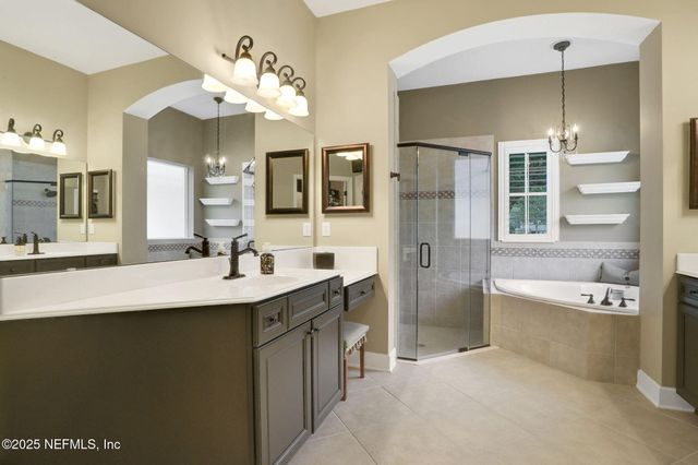 1999 BRIDGEWOOD Drive, Orange Park, FL 32065