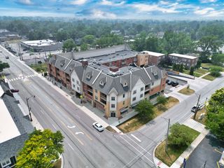 310 S Main Street 208, Lombard, IL 60148