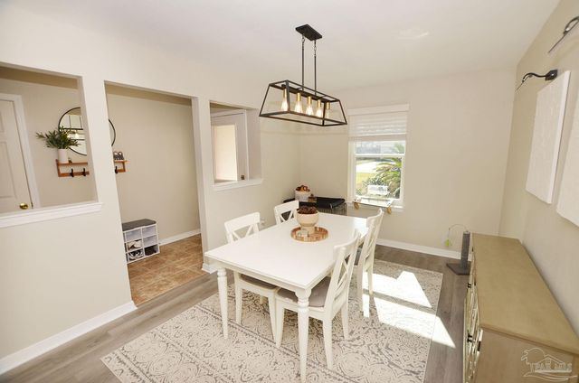 10044 Centre St, Pensacola, FL 32506