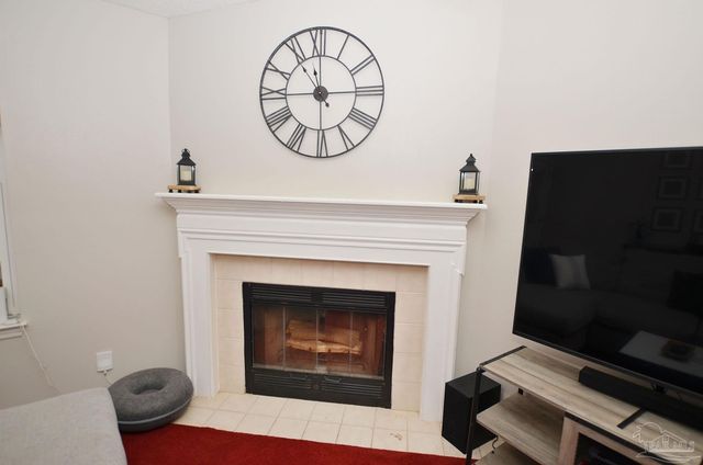 10044 Centre St, Pensacola, FL 32506