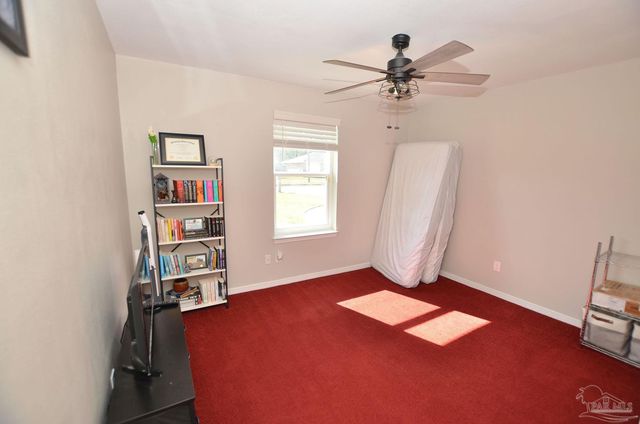 10044 Centre St, Pensacola, FL 32506