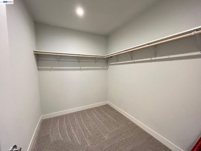 1422 Salamanca Ave, Hayward, CA 94544