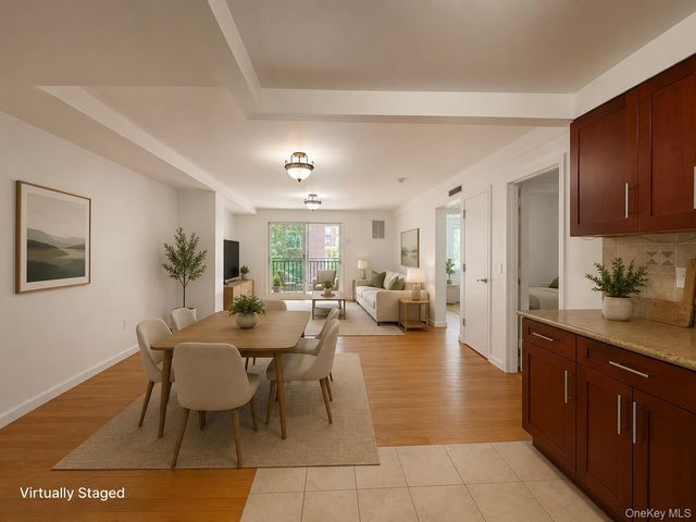140-75 Ash Avenue 4B, Flushing, NY 11355