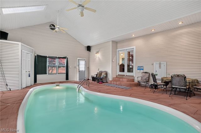 12 Lake Breeze Drive, Conneaut, OH 44030