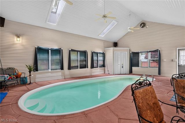 12 Lake Breeze Drive, Conneaut, OH 44030
