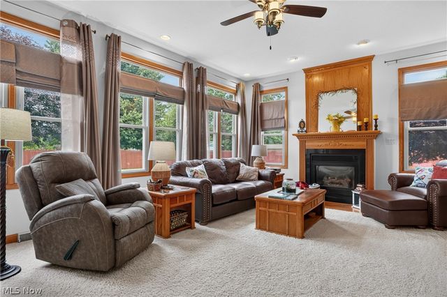 12 Lake Breeze Drive, Conneaut, OH 44030