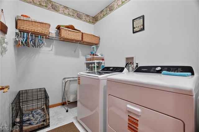 12 Lake Breeze Drive, Conneaut, OH 44030