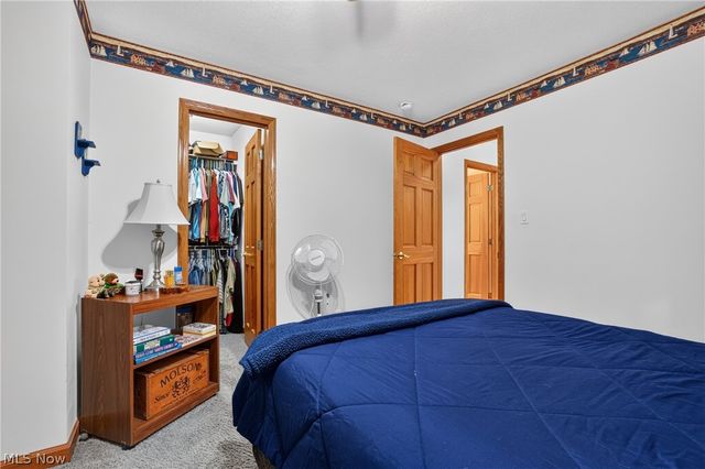 12 Lake Breeze Drive, Conneaut, OH 44030