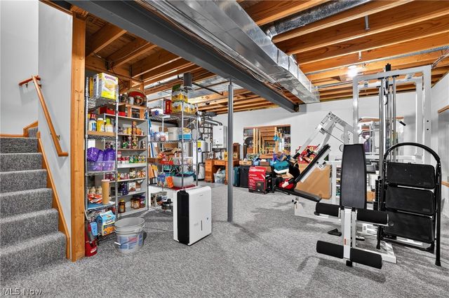 12 Lake Breeze Drive, Conneaut, OH 44030