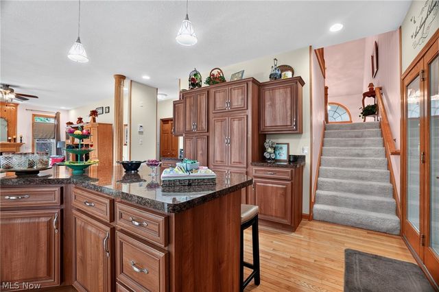 12 Lake Breeze Drive, Conneaut, OH 44030