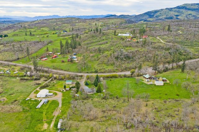 5498 Butte Falls Highway, Eagle Point, OR 97524
