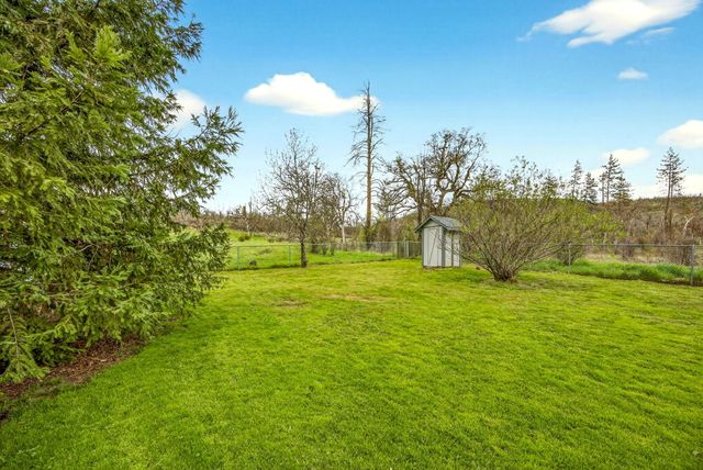 5498 Butte Falls Highway, Eagle Point, OR 97524