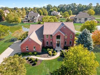 8724 Filiz Lane, Powell, OH 43065