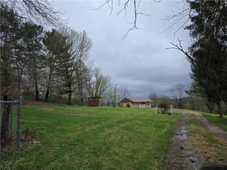 93 South St, Centerville, PA 15417