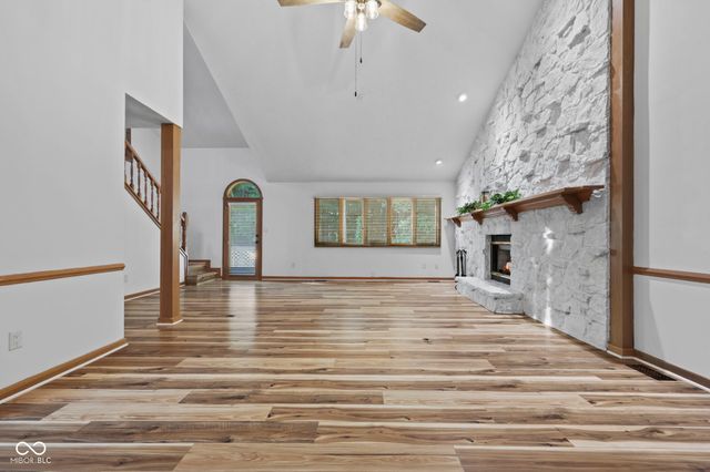 305 Sandbrook Drive, Noblesville, IN 46062