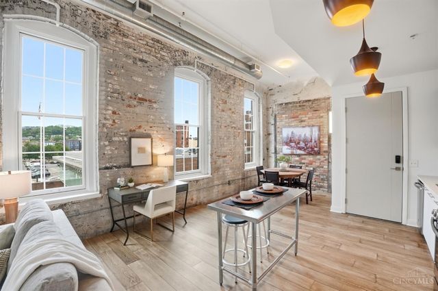 813 Broadway Street, Cincinnati, OH 45202