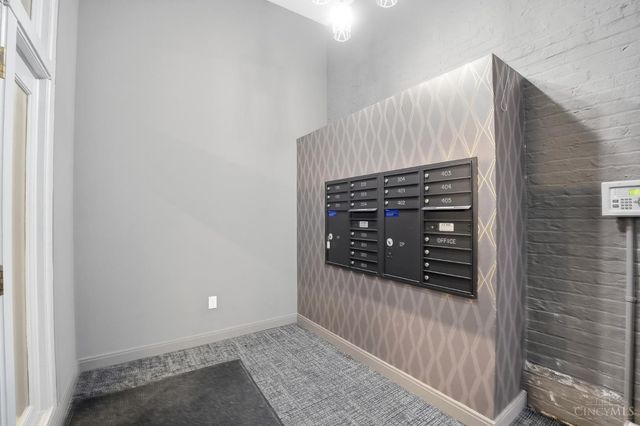 813 Broadway Street, Cincinnati, OH 45202