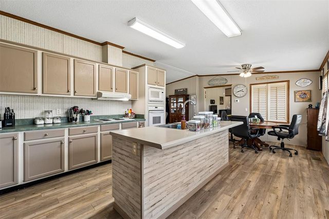 2186 County Road 1232 Road, Tuttle, OK 73089
