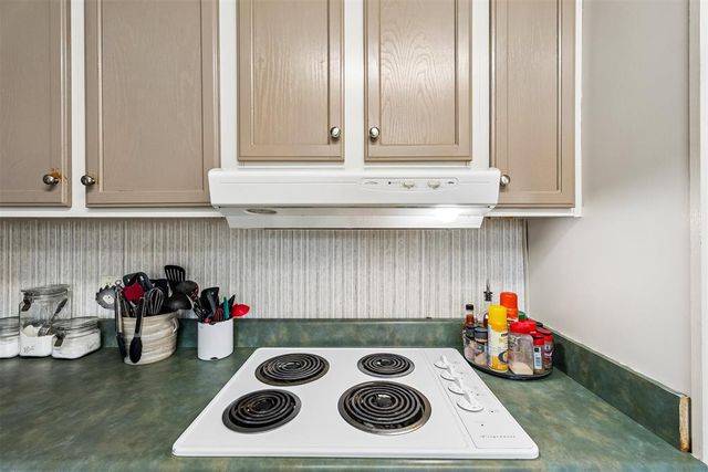 2186 County Road 1232 Road, Tuttle, OK 73089