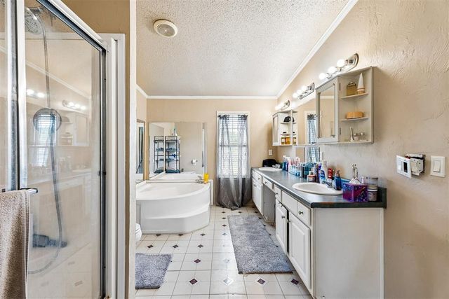 2186 County Road 1232 Road, Tuttle, OK 73089