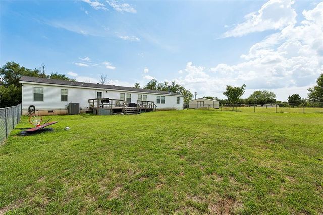 2186 County Road 1232 Road, Tuttle, OK 73089